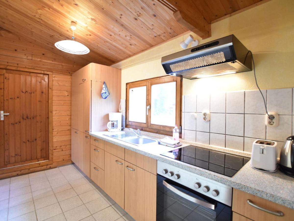 Lovely Bungalow Near Sea In Elmenhorst Kalkhorst Bagian luar foto